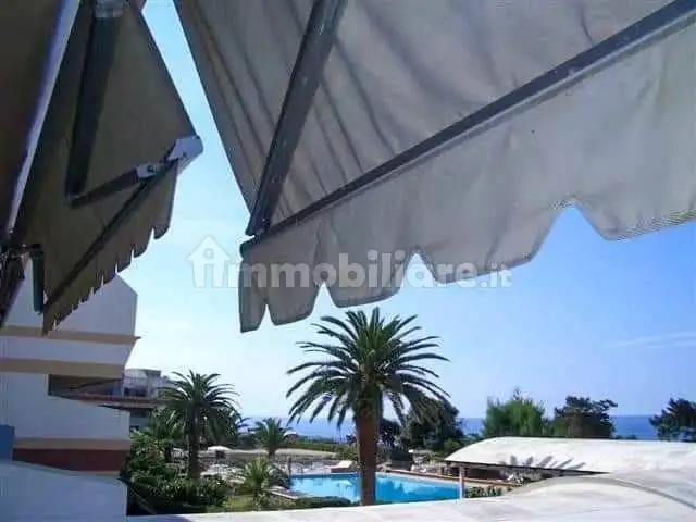 Appartamento in vendita a Livorno