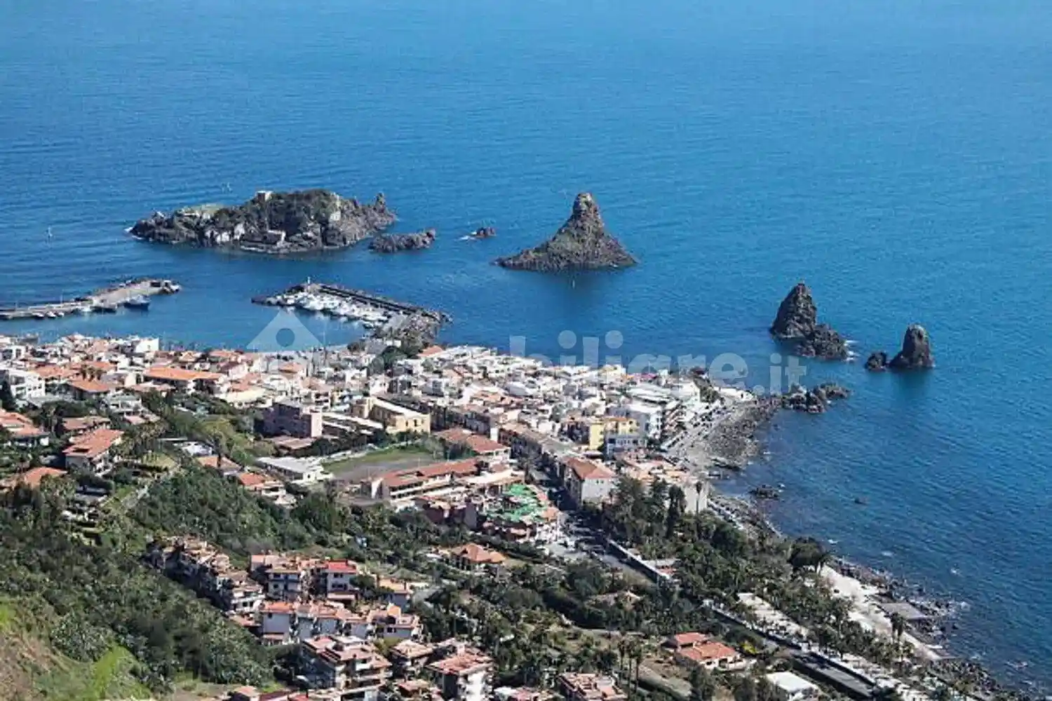 Appartamento in vendita a Aci Catena