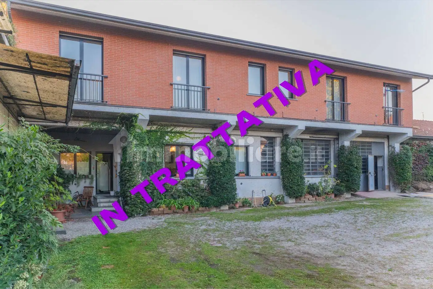 Villa in vendita a Arsago Seprio