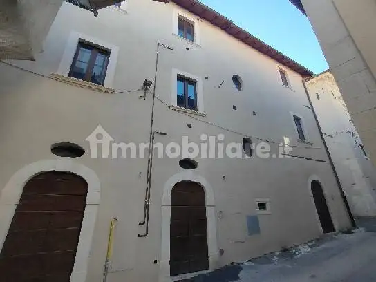 Appartamento in affitto a L'Aquila
