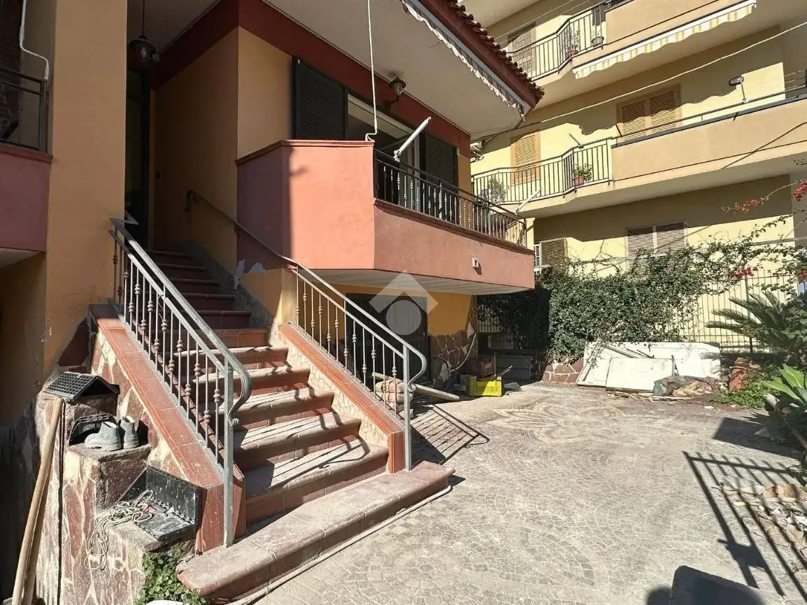 Villa in vendita a Giugliano in Campania