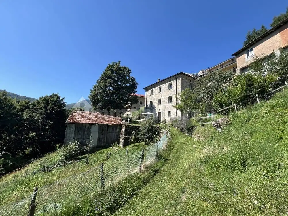 Villa unifamiliare Località Romezzano, Romezzano, Bedonia - foto 2