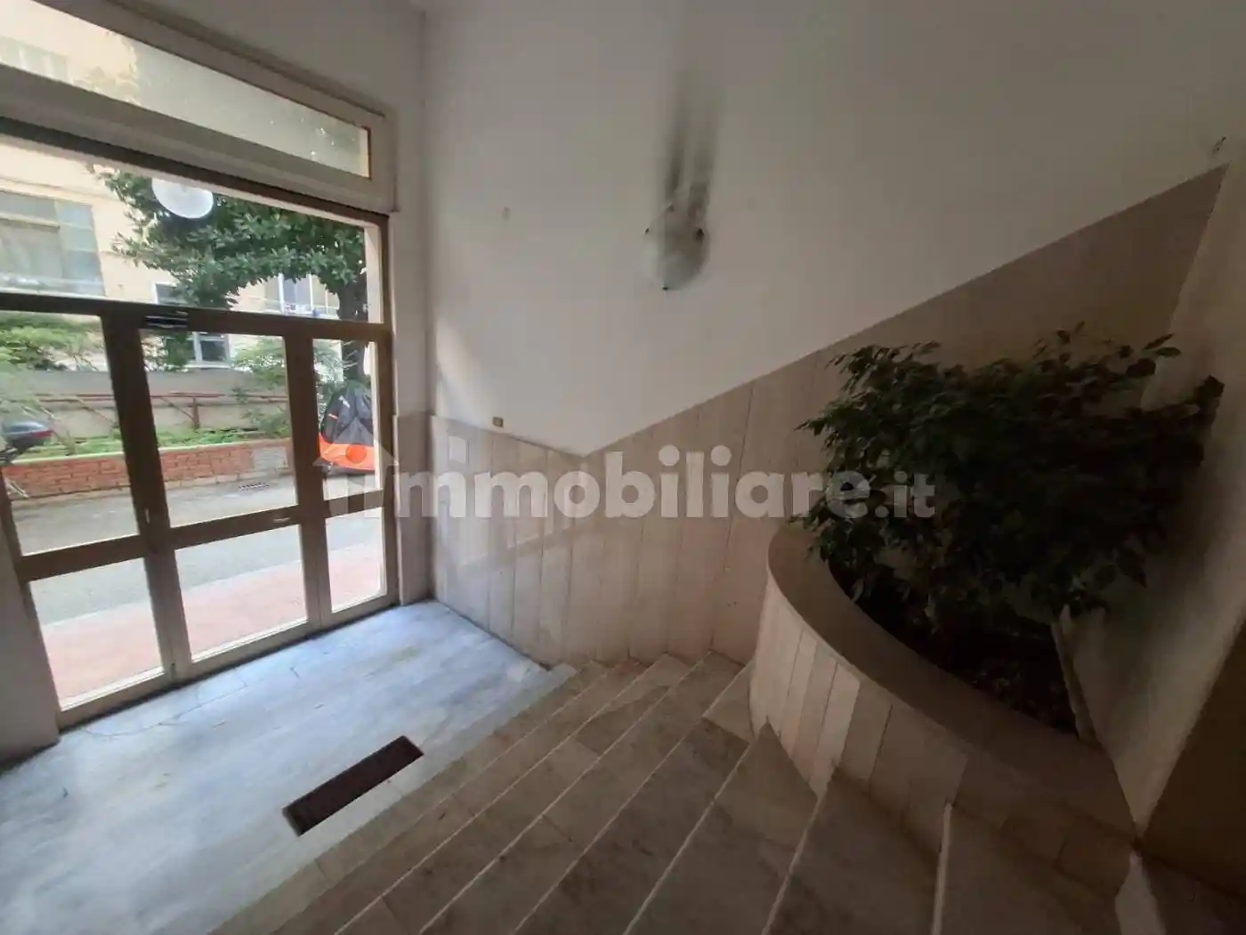 Quadrilocale viale di Augusto, Fuorigrotta, Napoli - foto 2