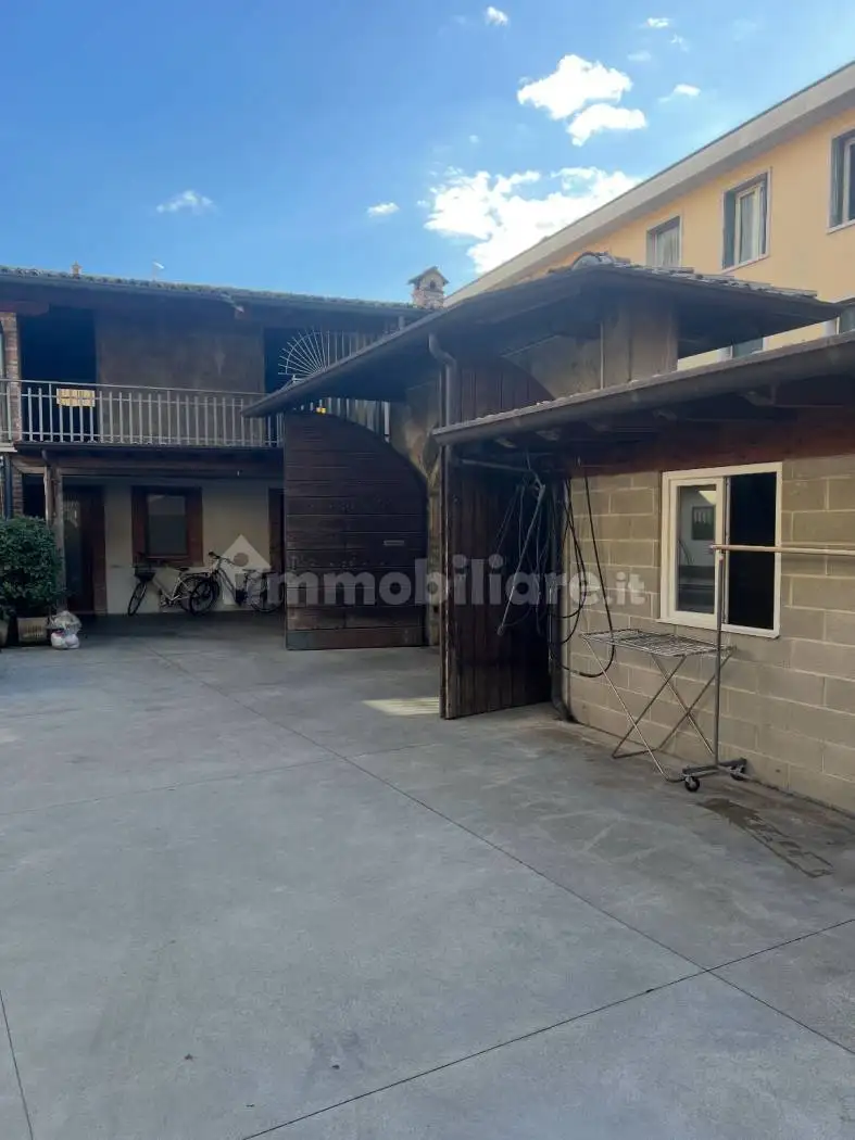 Cascina via Vittorio Emanuele 10, Brusaporto - foto 4