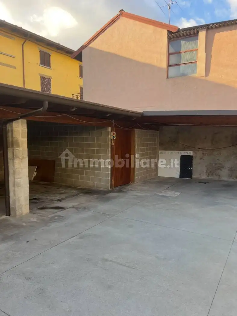 Cascina via Vittorio Emanuele 10, Brusaporto - foto 5