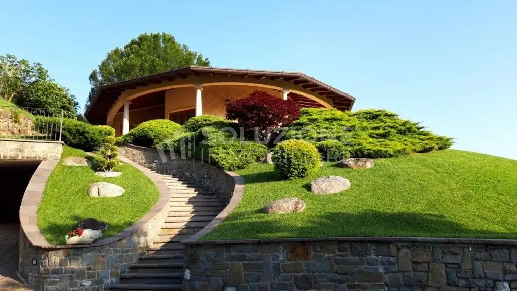 Villa in vendita a Villongo