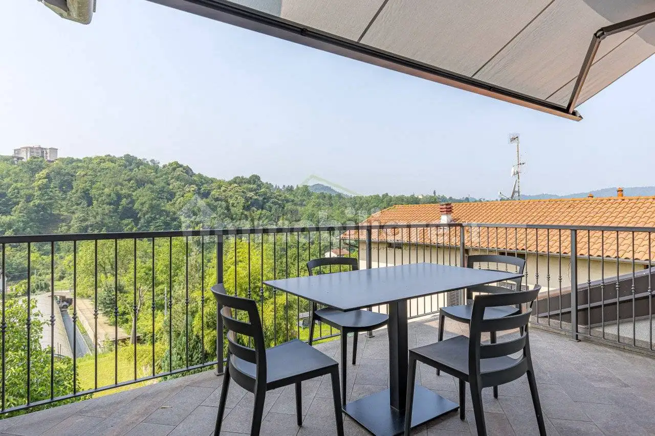 Appartamento in vendita a Como