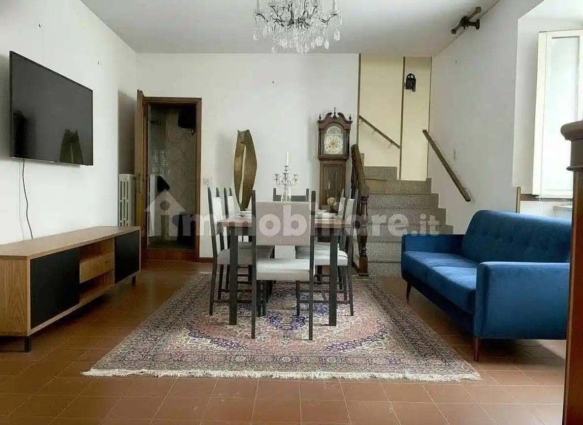 Casa indipendente in vendita a Alatri