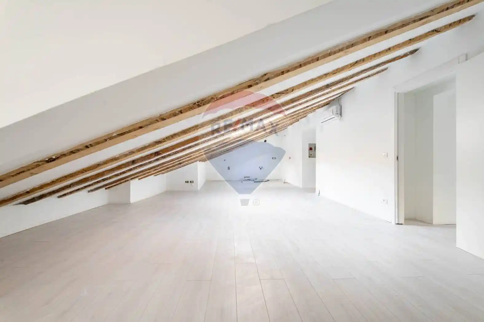 Quadrilocale via Crispi 77, Giardino Pubblico, Trieste - foto 2