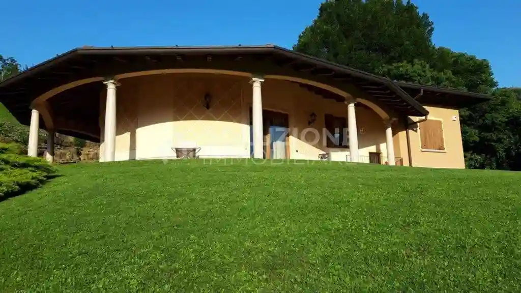 Villa unifamiliare, ottimo stato, 396 m², Adrara San Martino - foto 4
