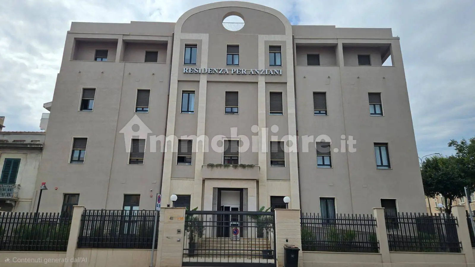 Palazzo - Edificio in vendita a Messina