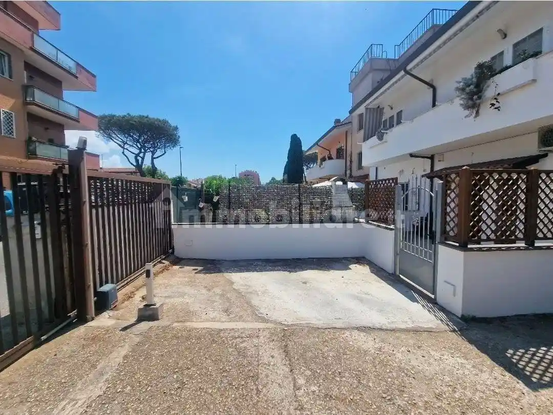 Trilocale via Federico Vianello 7, Acilia, Roma - foto 2