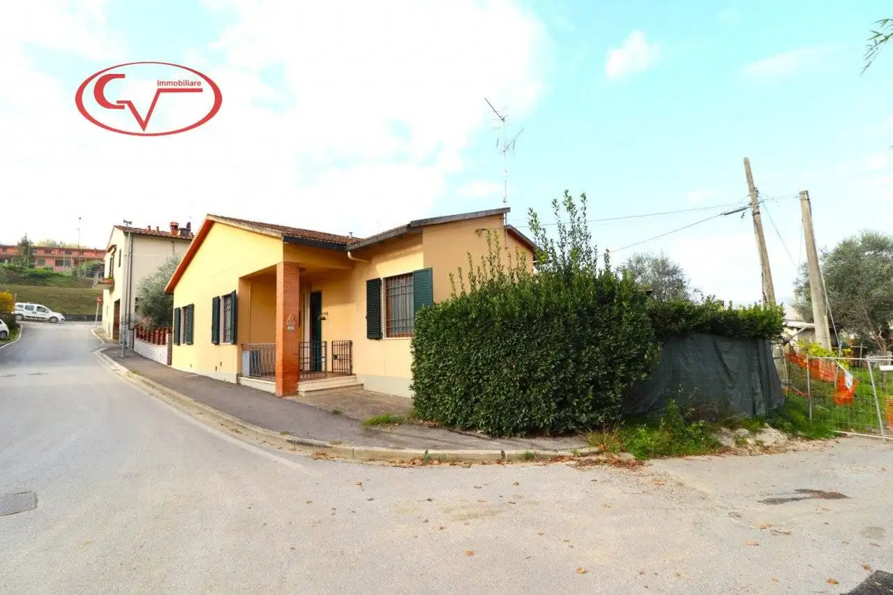 Casa indipendente in vendita a Palazzuolo sul Senio