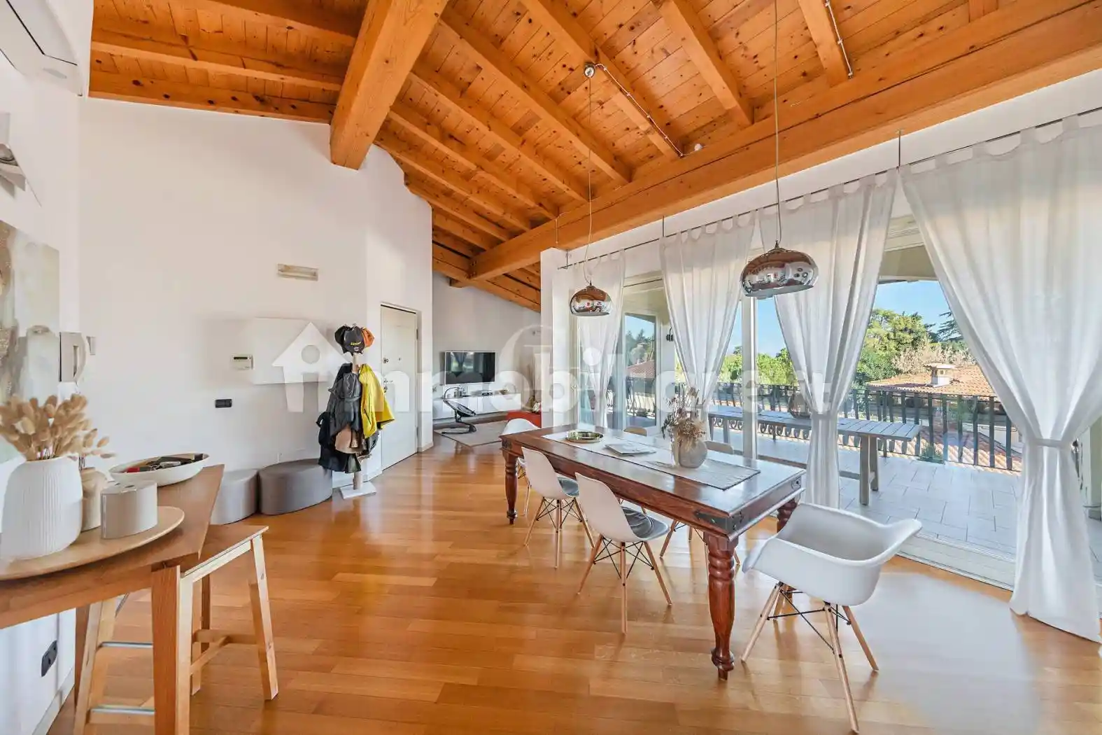 Appartamento in vendita a Desenzano del Garda