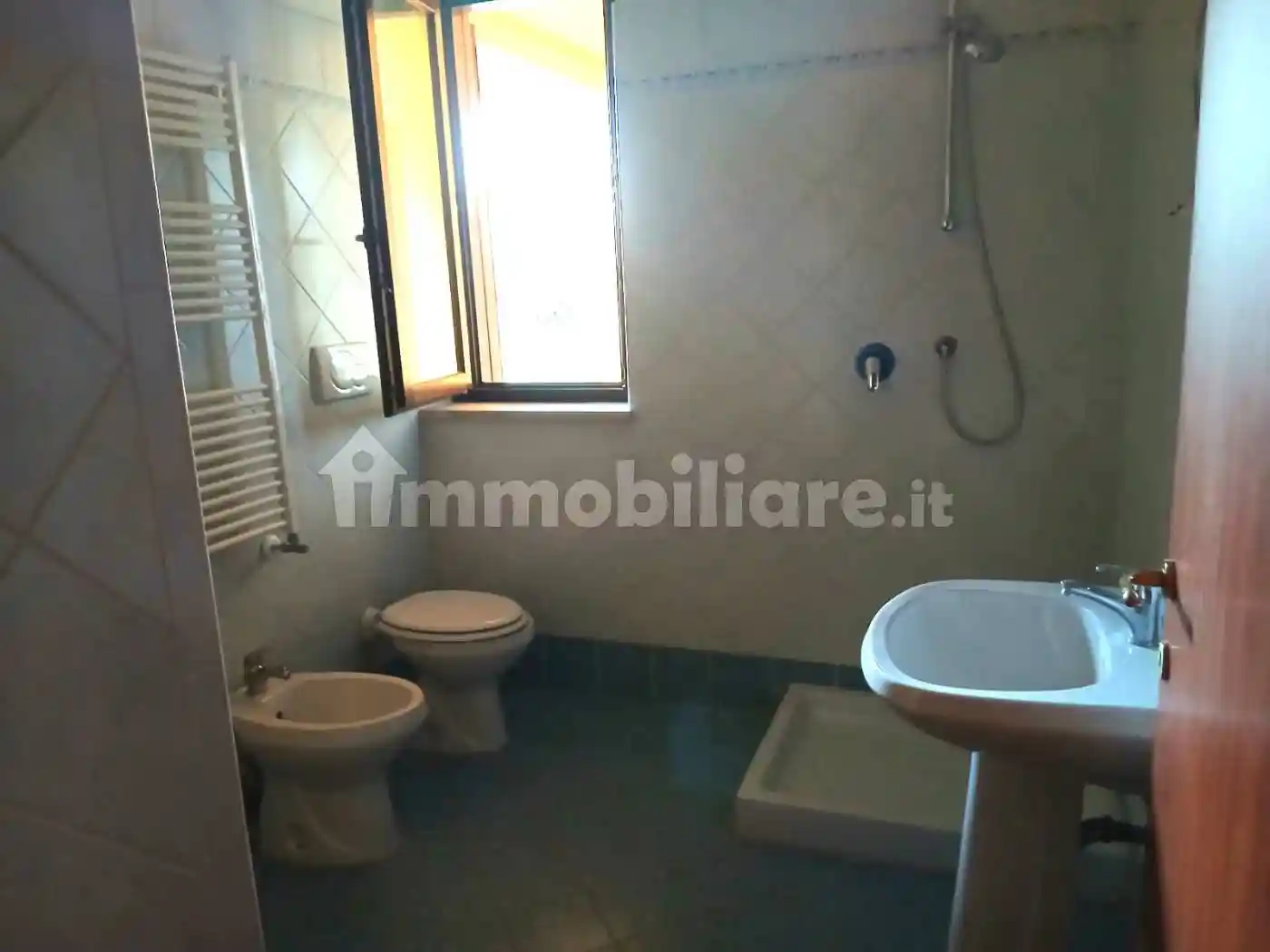 Trilocale via Aretina, Centro, Castiglion Fiorentino - foto 2