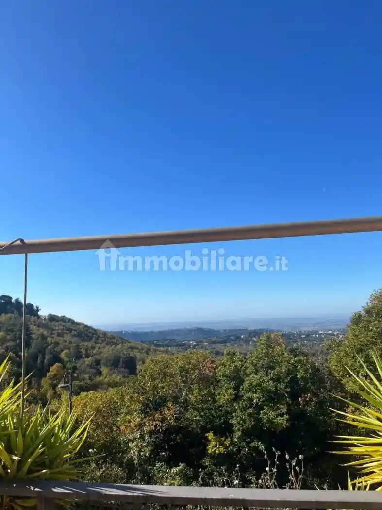 Appartamento in vendita a Rocca di Papa