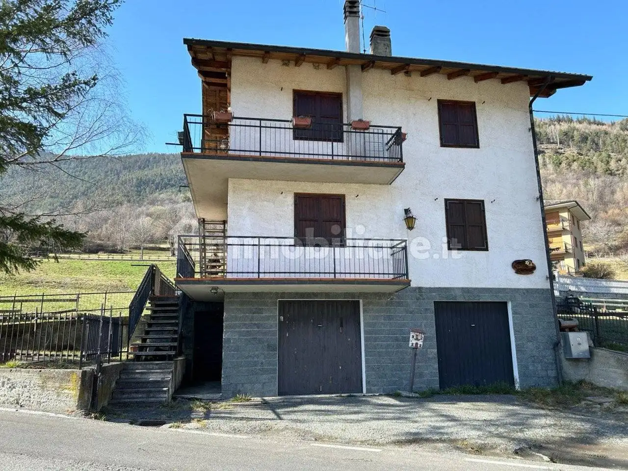 Trilocale frazione Quincod, Quincod, Challand-Saint-Anselme - foto 2