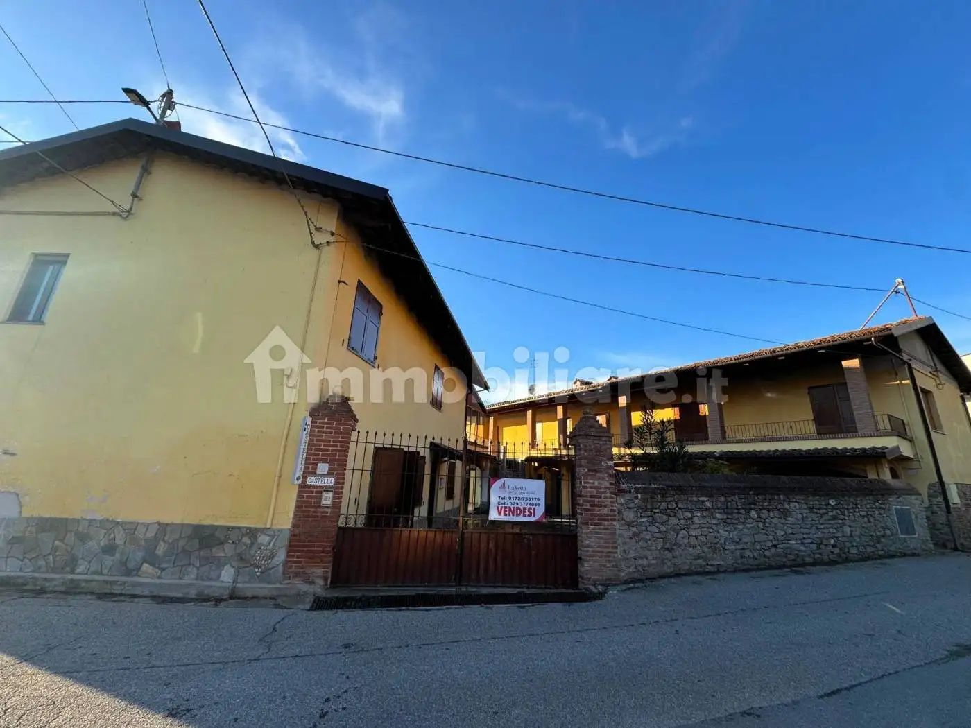 Palazzo - Edificio in vendita a Diano d'Alba