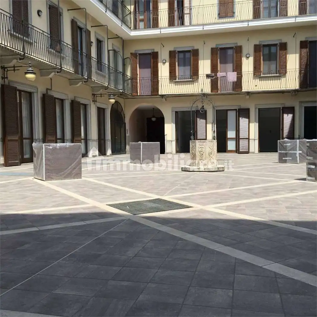 Monolocale via Cardinale Eugenio Tosi, 6, Piazza Santa Maria, Busto Arsizio - foto 2