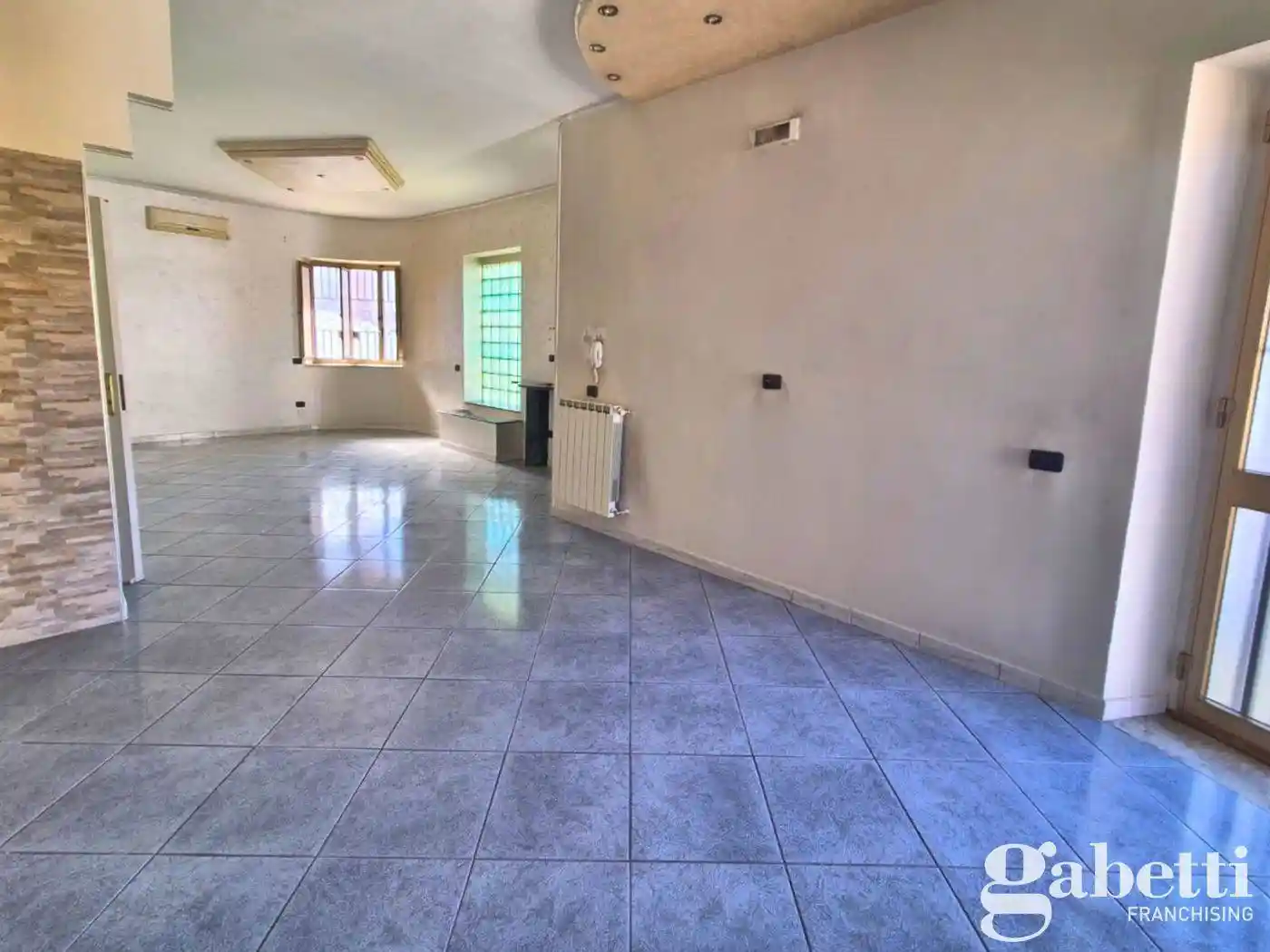 Trilocale viale Luigi Einaudi, 00, Centro, Pomigliano d'Arco - foto 5