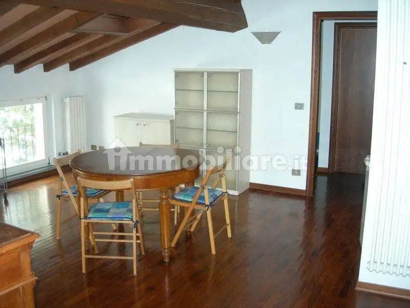 Appartamento in affitto a Parma