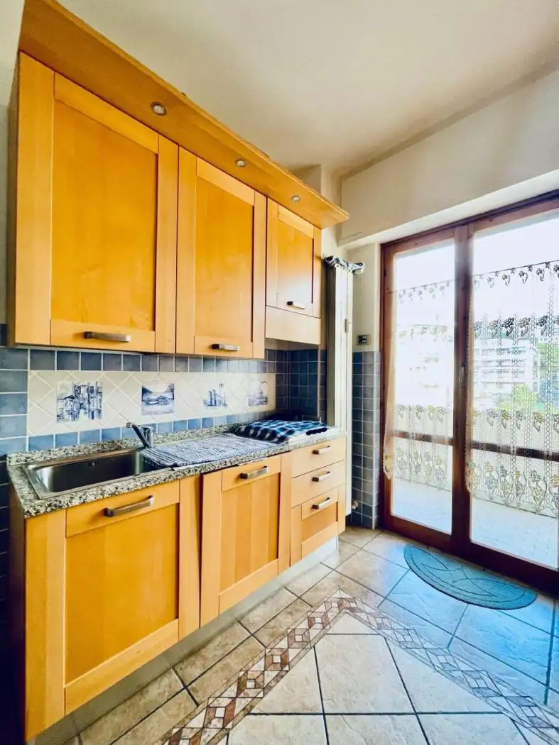 Trilocale via de Rege 33, Centro, Albisola Superiore - foto 5