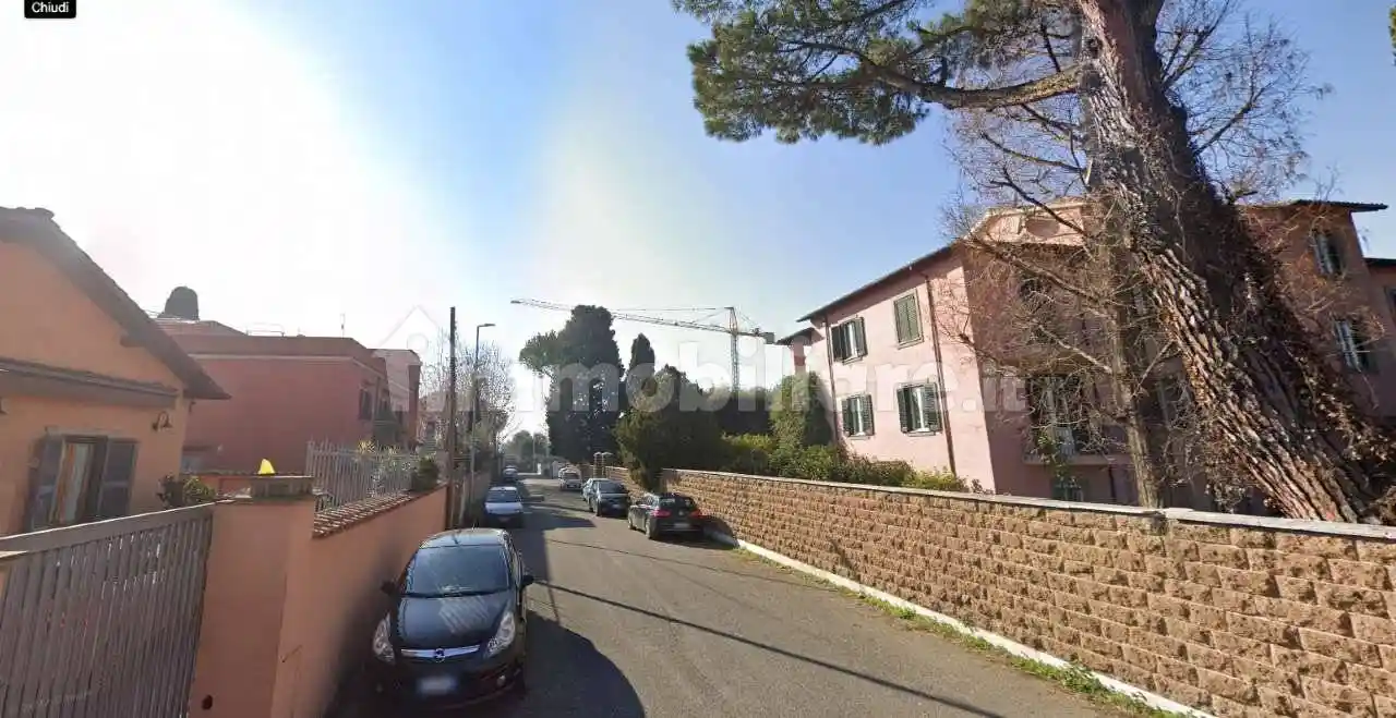 Trilocale via quinzio flaminino, Arco di Travertino, Roma - foto 2