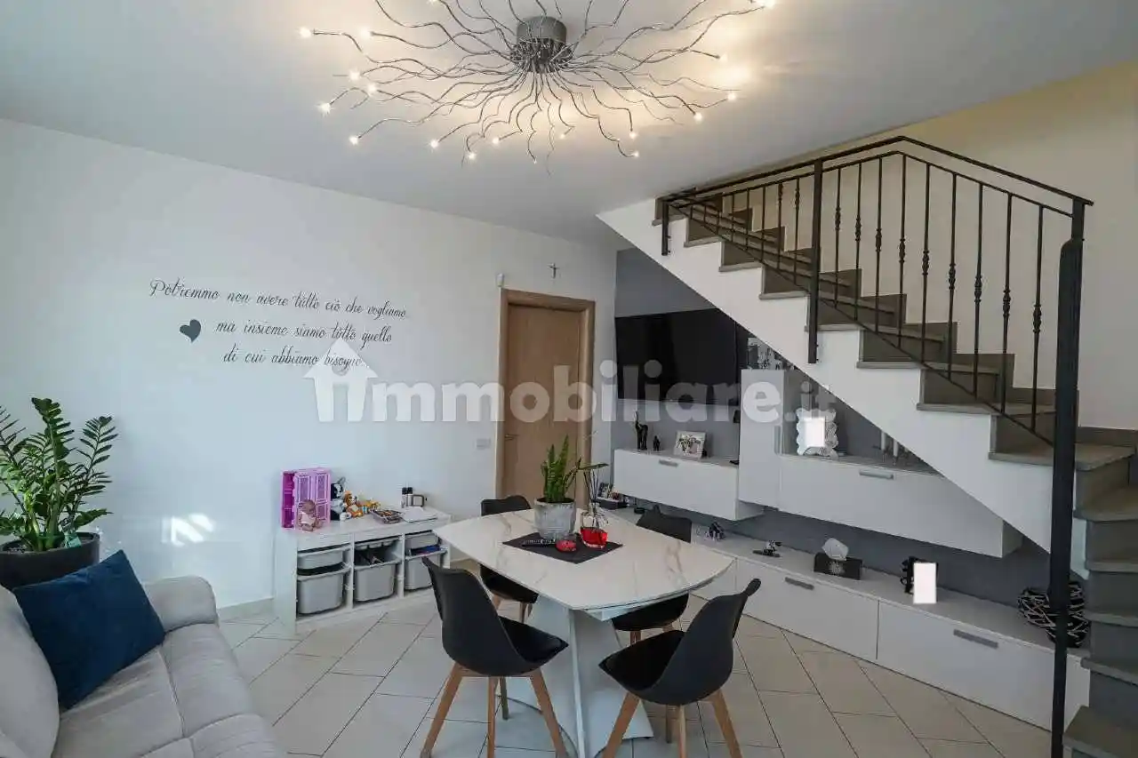 Appartamento in vendita a Osio Sotto