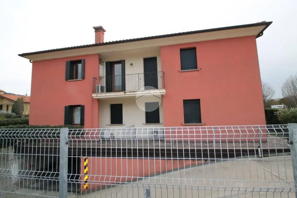 Appartamento in affitto a Arquà Petrarca