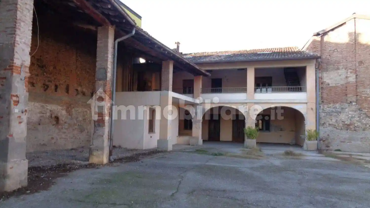 Rustico - Casale in vendita a Carpenedolo