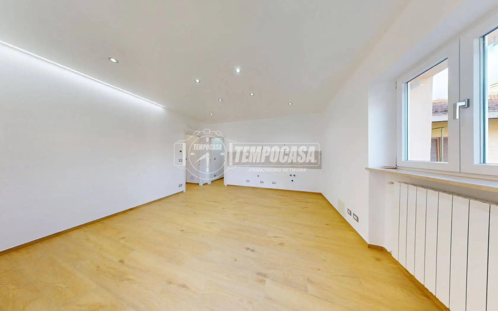 Trilocale via basilio bona, Centro, Caselle Torinese - foto 4