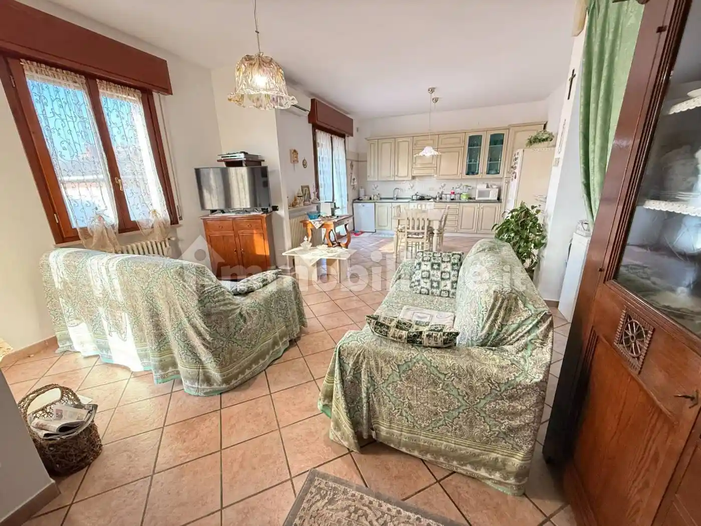 Trilocale ottimo stato, primo piano, Centro, Salizzole - foto 3