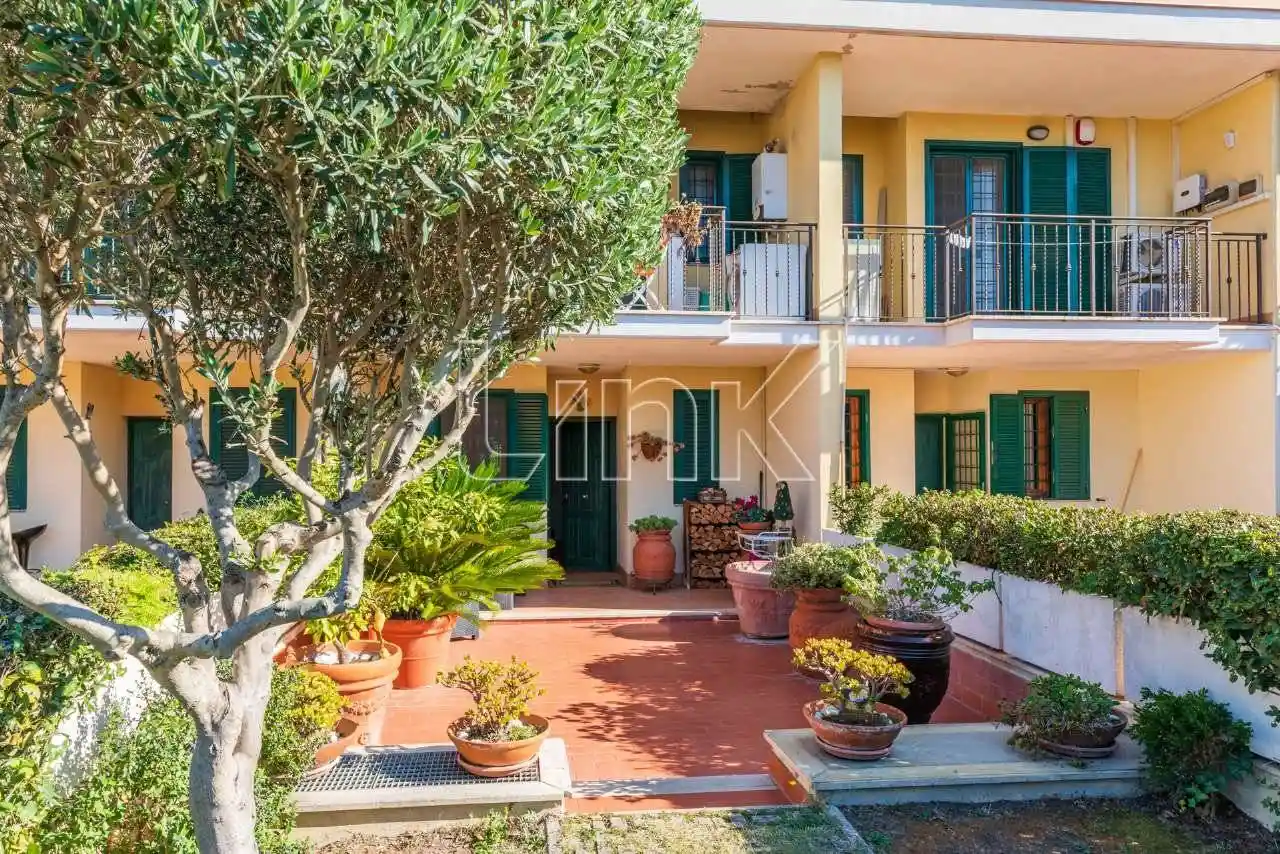 Villetta a schiera in vendita a Roma