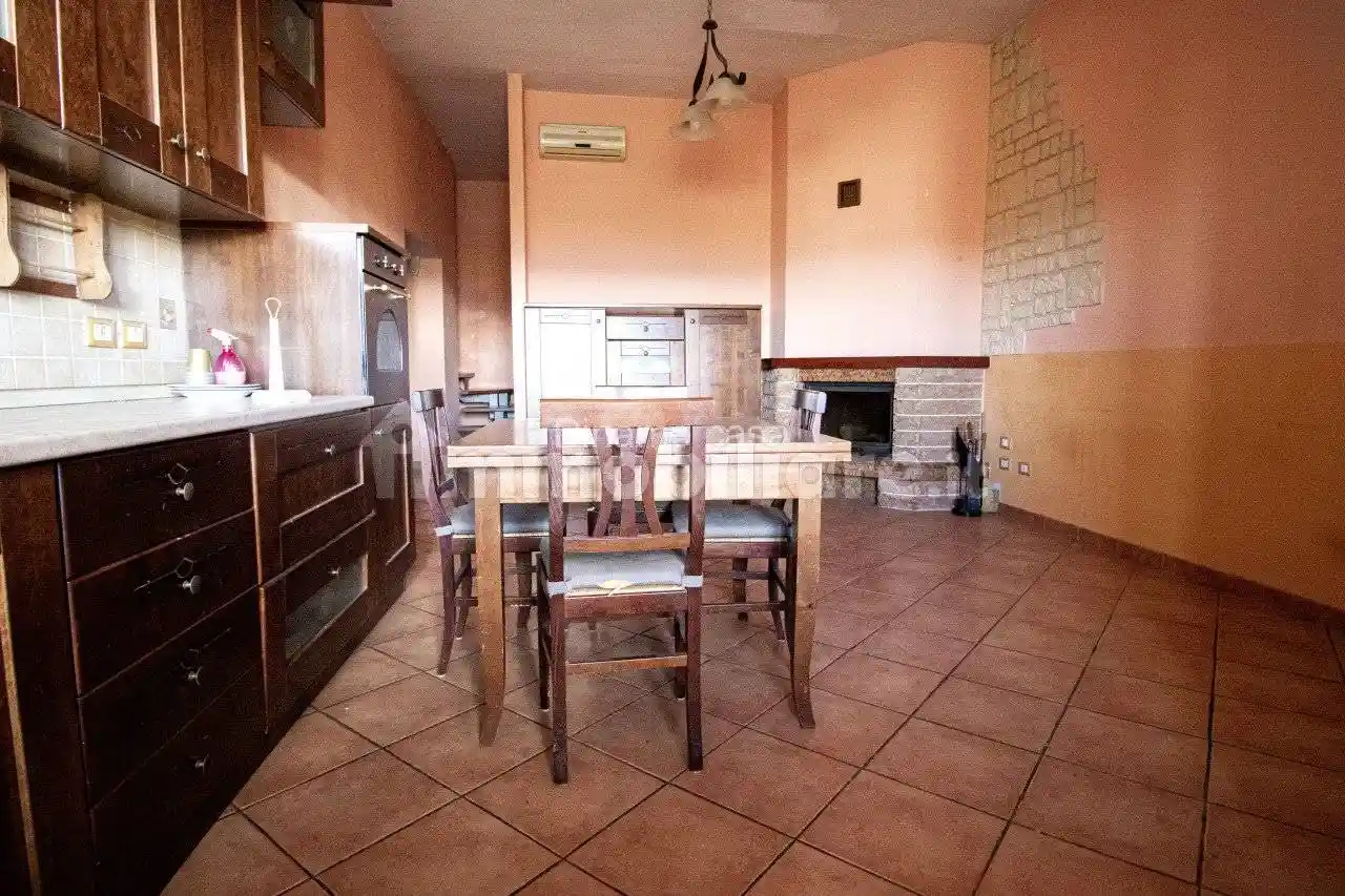 Trilocale buono stato, primo piano, Casale, Prato - foto 2