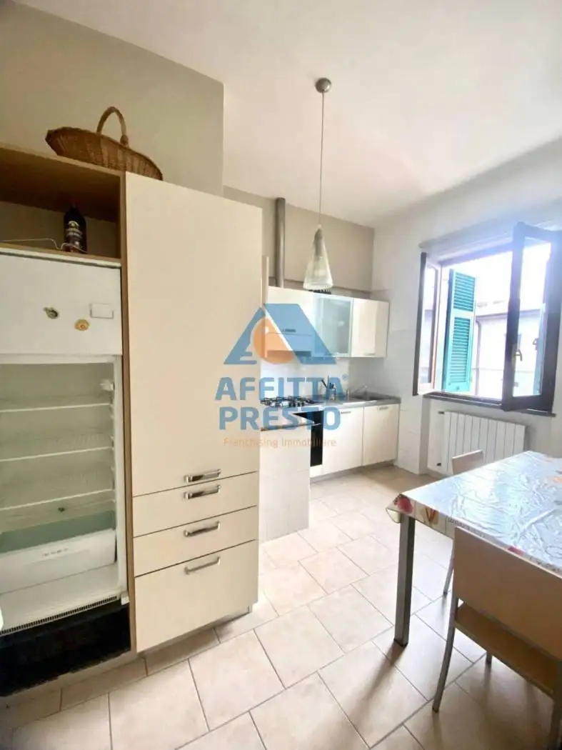 Bilocale primo piano, Massa - foto 4