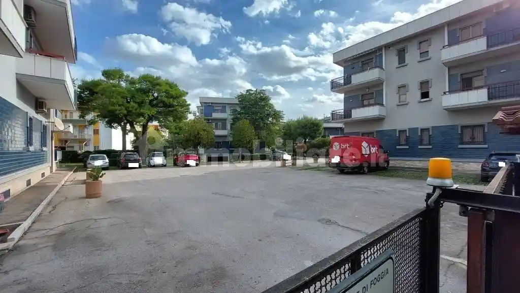 Appartamento ottimo stato, primo piano, Comparto Biccari, Foggia - foto 2