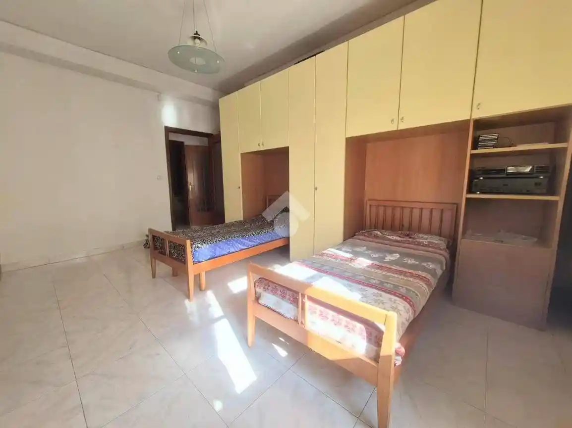 Trilocale via Nuova Poggioreale 161, Centro Direzionale, Napoli - foto 4