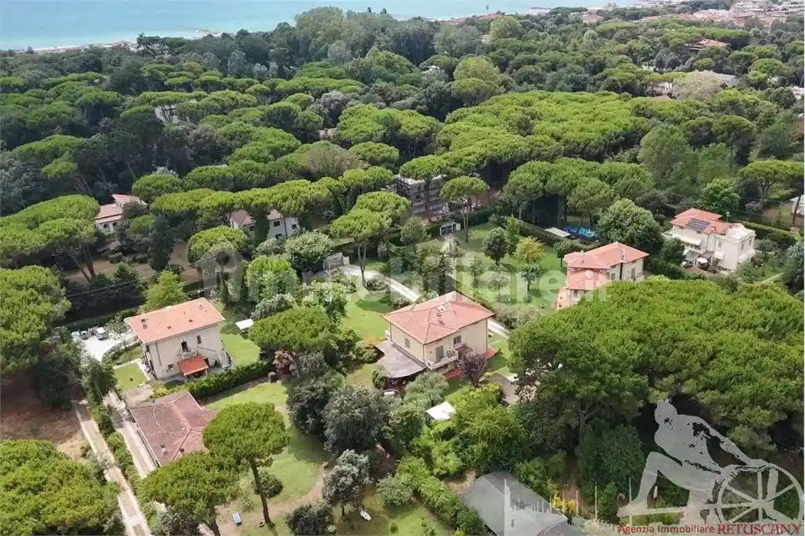 Villa in vendita a Massa