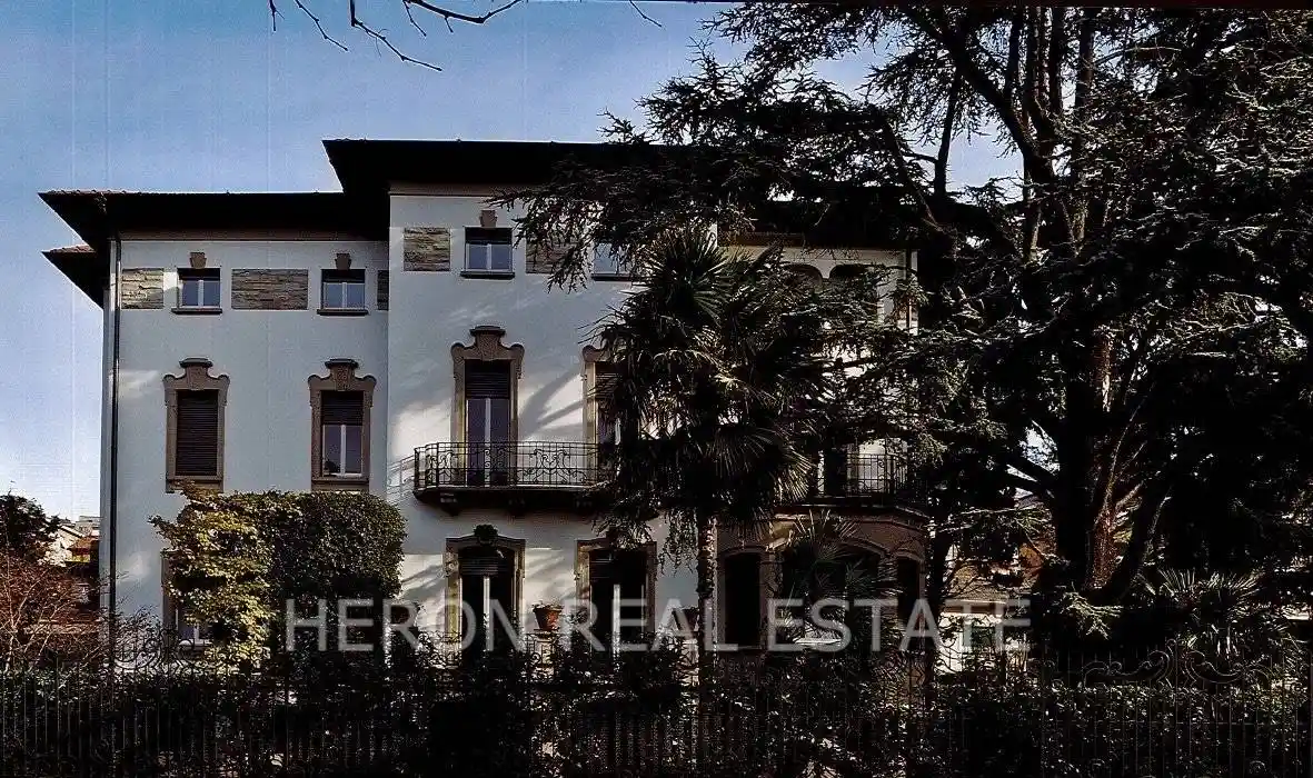 Villa in vendita a Lecco