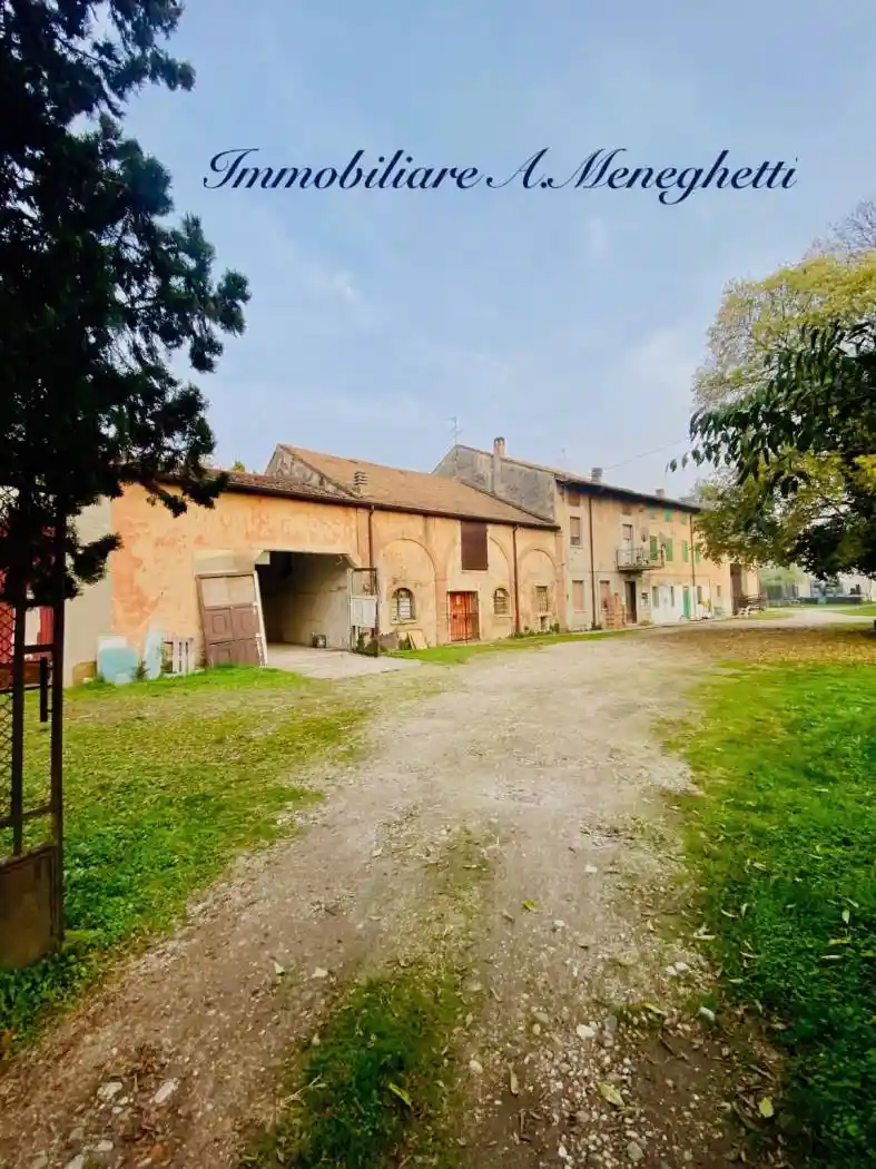 Rustico - Casale in vendita a Valeggio sul Mincio
