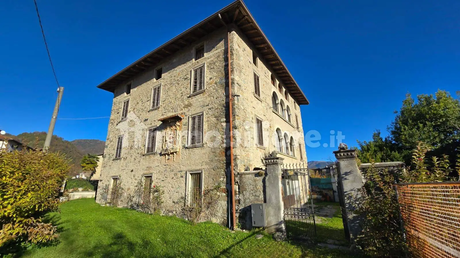 Casa indipendente in vendita a Clusone