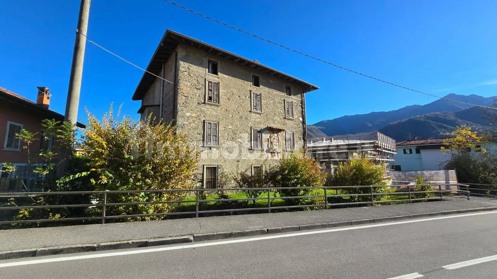 Terratetto unifamiliare via Fiorine 7, Centro, Clusone - foto 2