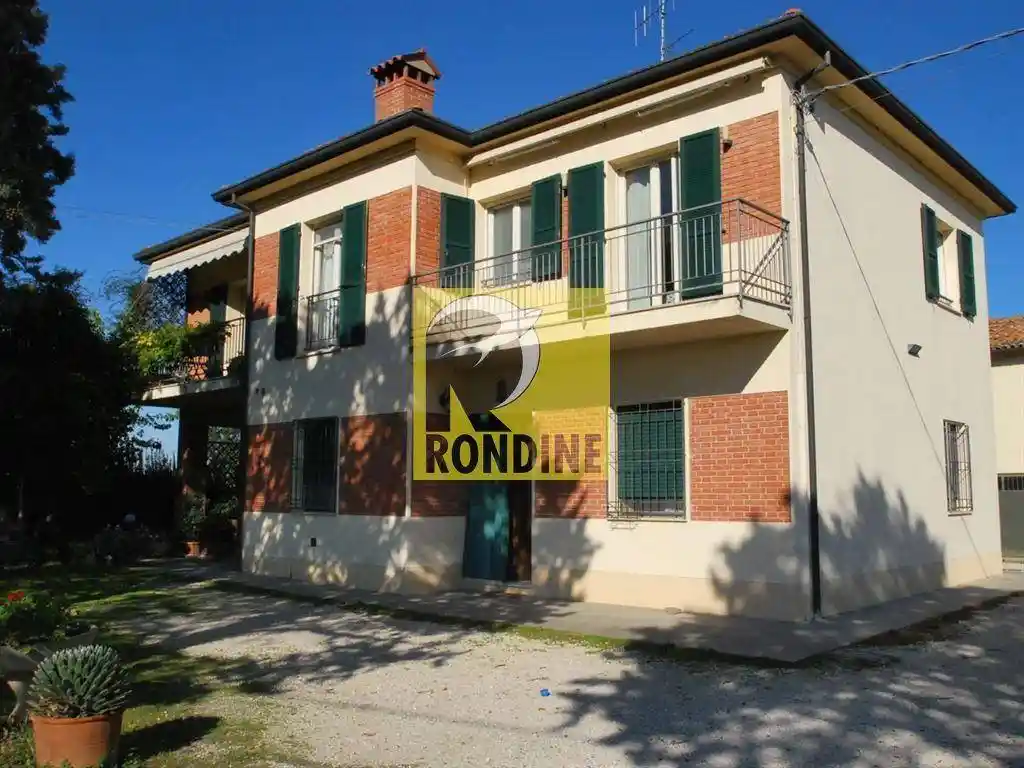 Villa in vendita a Faenza