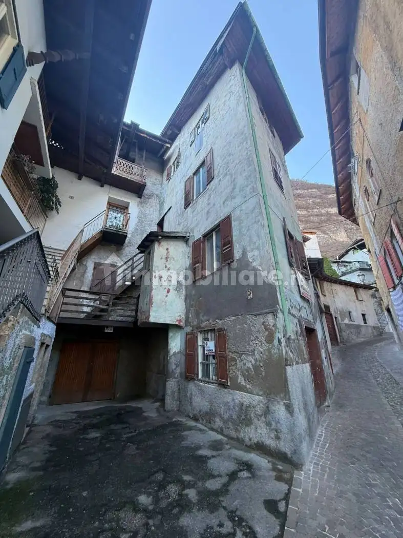 Casa indipendente in vendita a Mezzolombardo