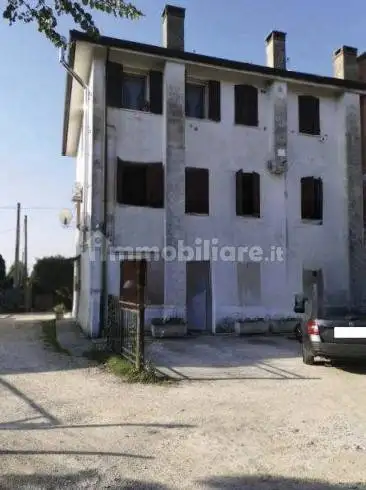 Appartamento in asta a Camposampiero