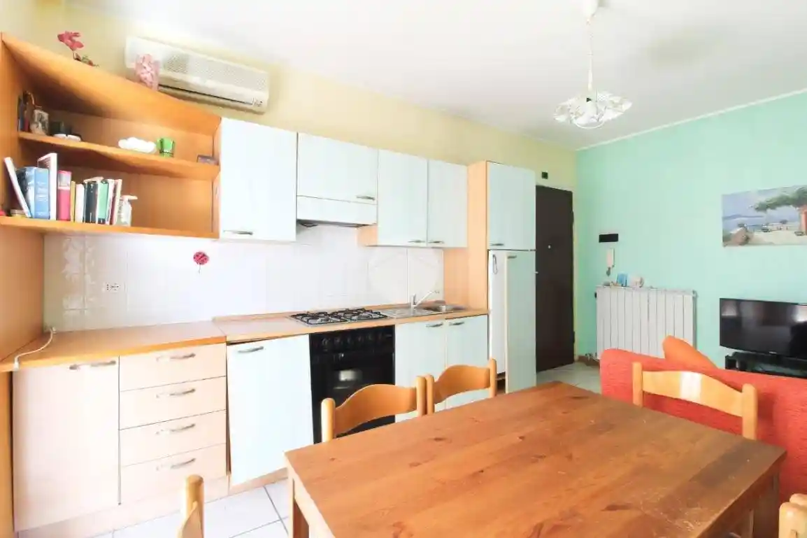 Trilocale via olimpica 26, Centro, Alba Adriatica - foto 4