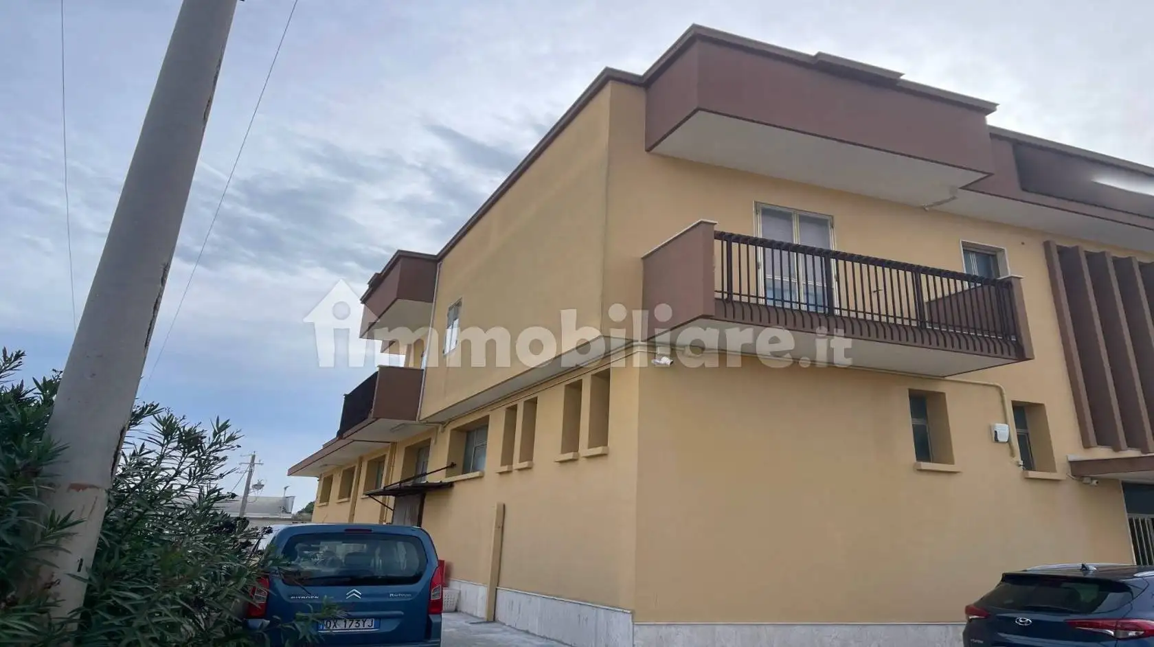 Palazzo - Edificio in affitto a Trani