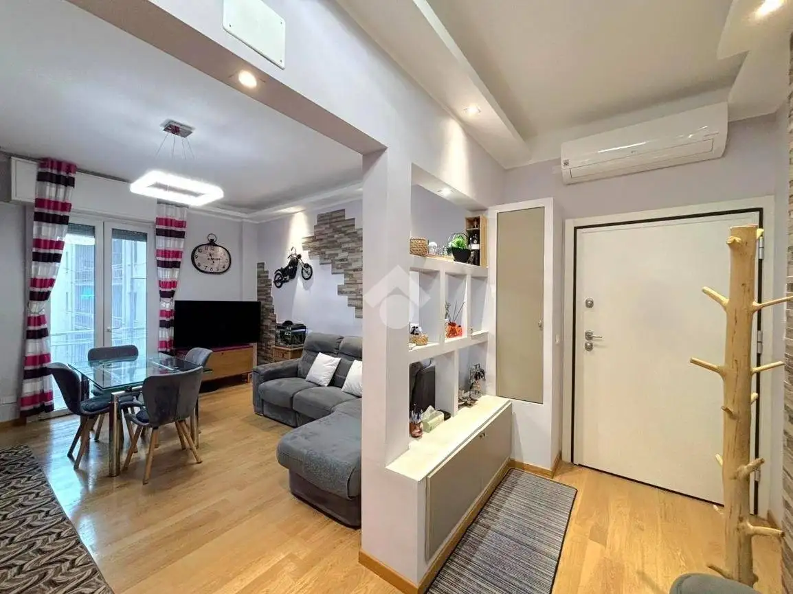 Appartamento in vendita a Genova