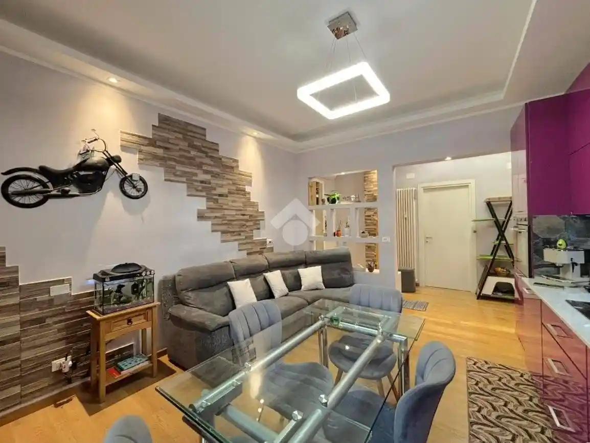 Trilocale via Napoli 42, Lagaccio, Genova - foto 2