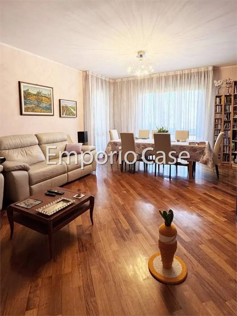 Appartamento in vendita a Modena